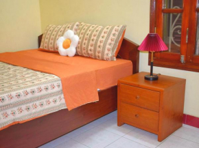 LushStay Hanoi Train Street - Private